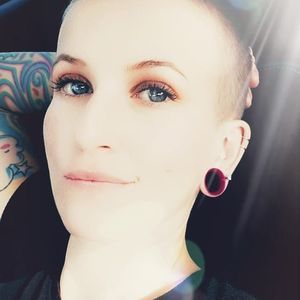 Meet your Posher, Shaena